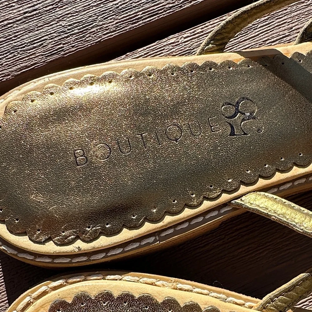 Elegant Gold Women's Sandals